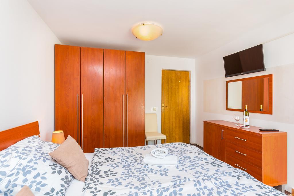 Bed&breakfast La Fontana Medulin Exterior foto